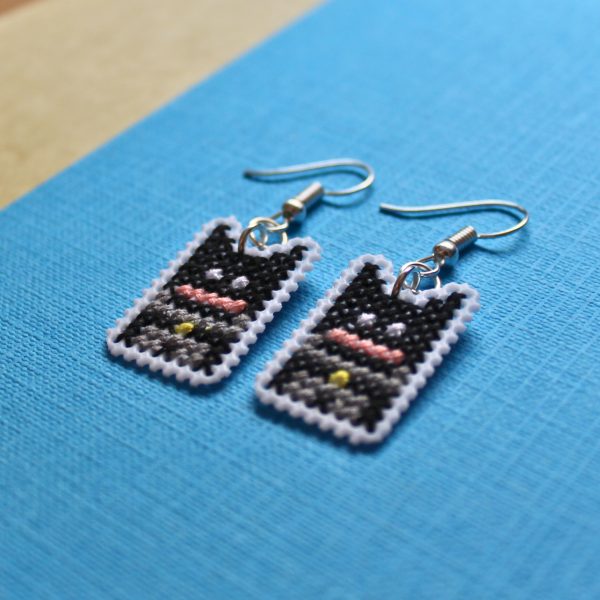 Mini pendientes punto de cruz batman - Pulpofante