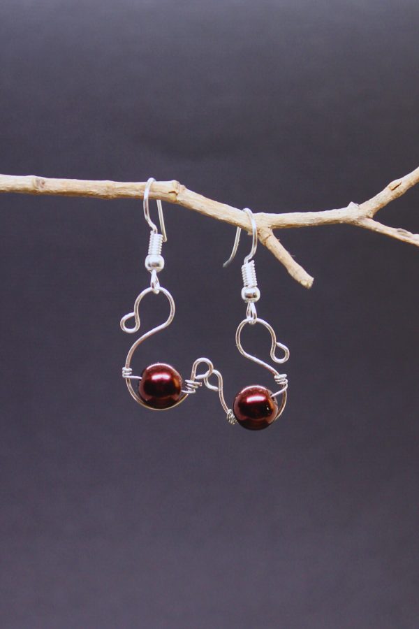 Reliquia de Bolsillo con Elegancia Sospechosa